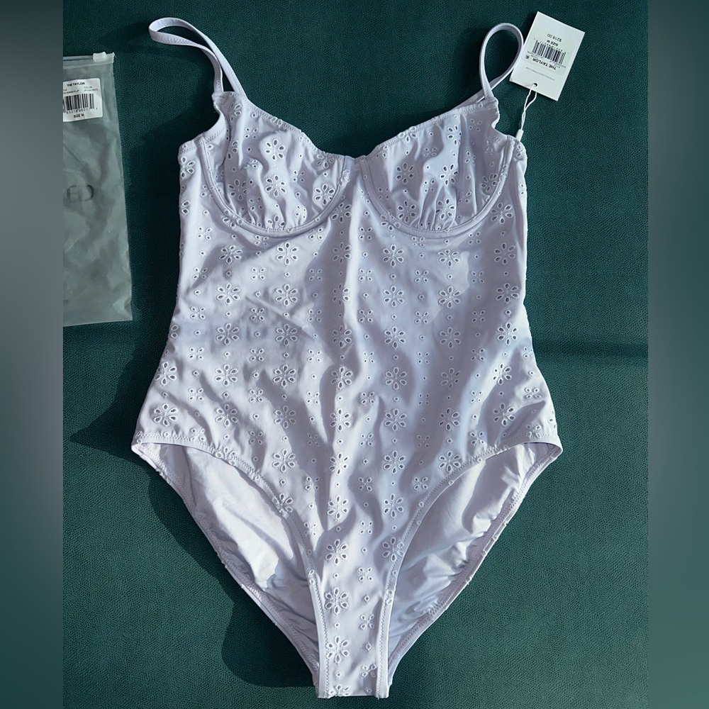 Solid & Striped Taylor Eyelet One Piece Powder Lilac Pastel, Medium